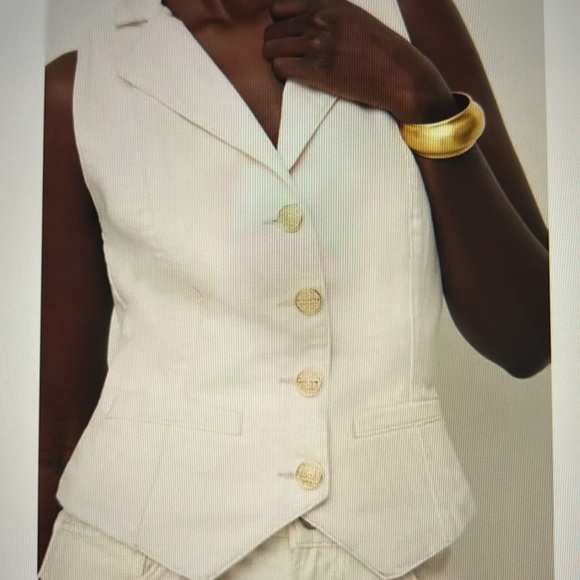 NWT Reformation Nova Denim Vest in Fior Di Latte Size 6 SOLD OUT ONLINE - Picture 2 of 2